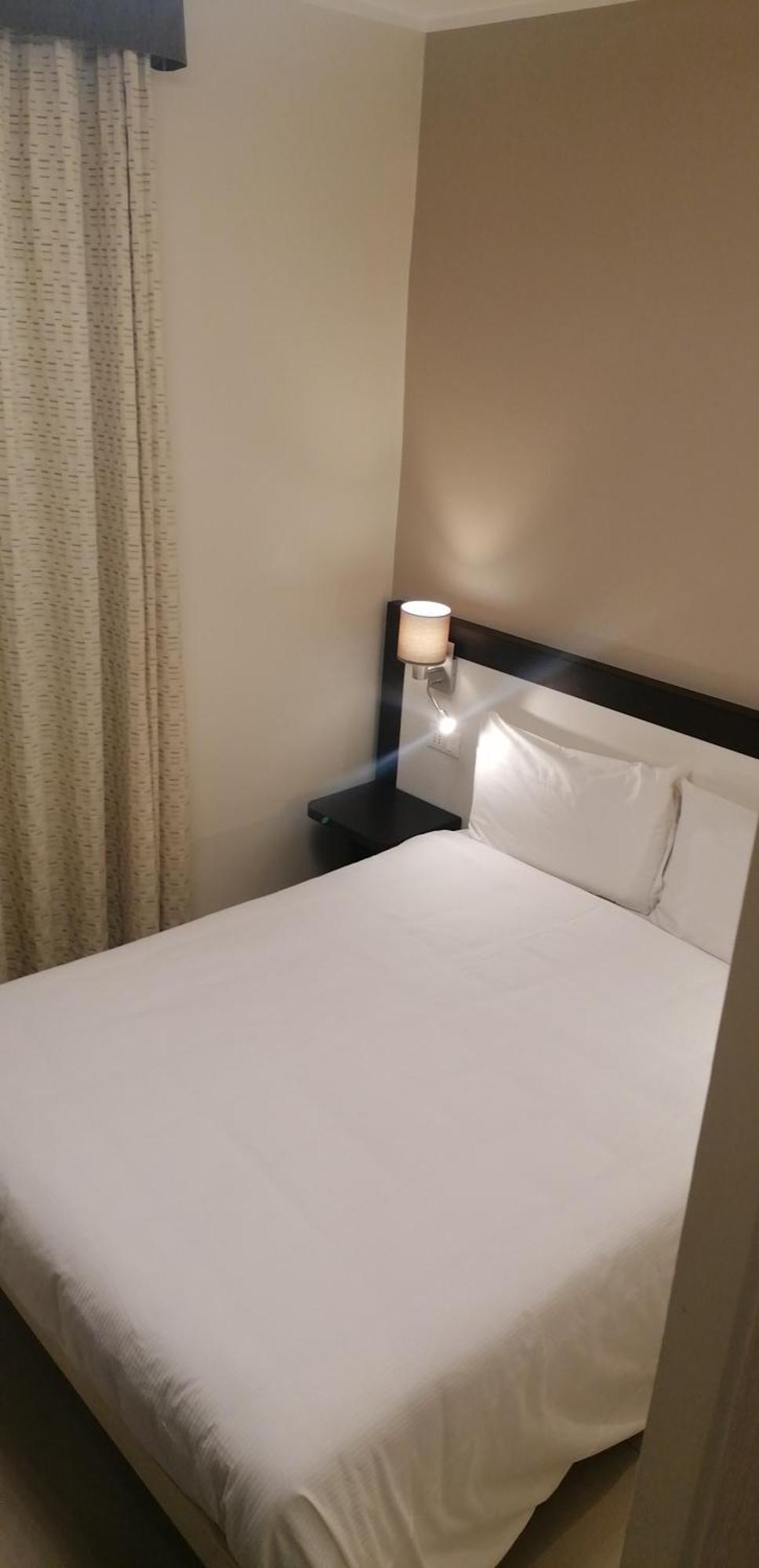 Hotel Boccascena Genoa Bagian luar foto