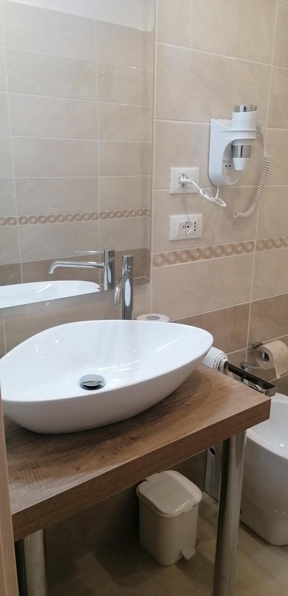 Hotel Boccascena Genoa Bagian luar foto